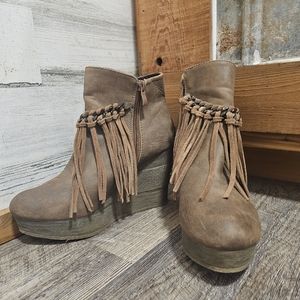 Sbicca fringe Wedge Booties